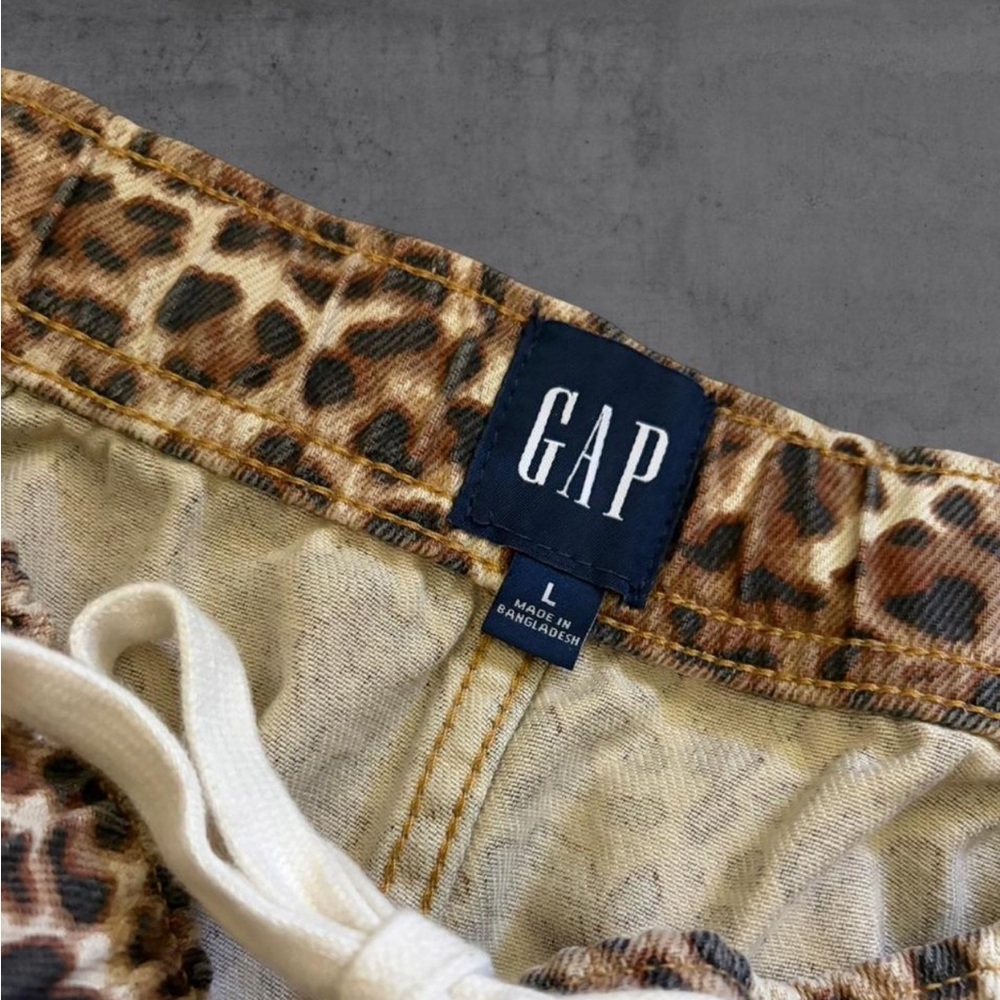 GAP Leopard Print Wide Leg Drawstring Barrel Jeans - image 6